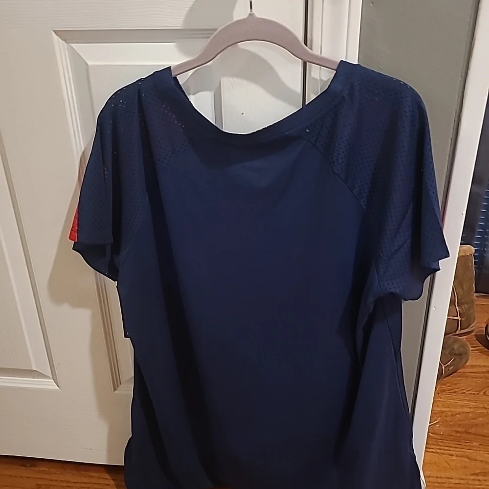 Cleveland Indians Women's V-Neck Jersey T-Shirt Size XL Fanatics  MLB NWT - Picture 2 of 7